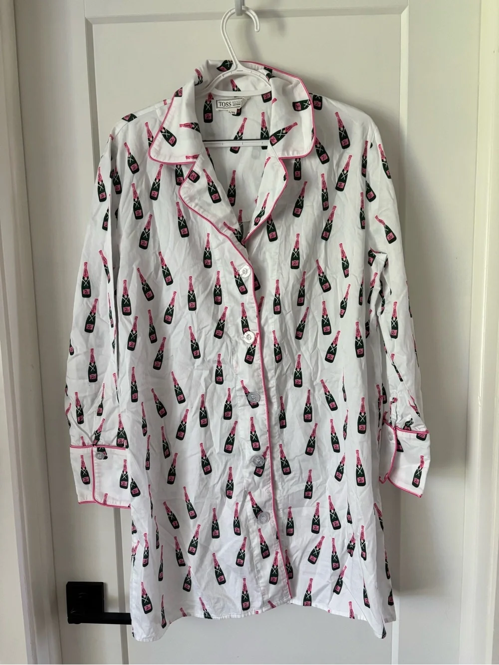 Toss Designs $88 Sleep Tight Champagne Bottle Night Shirt Size L/XL - Picture 3 of 8